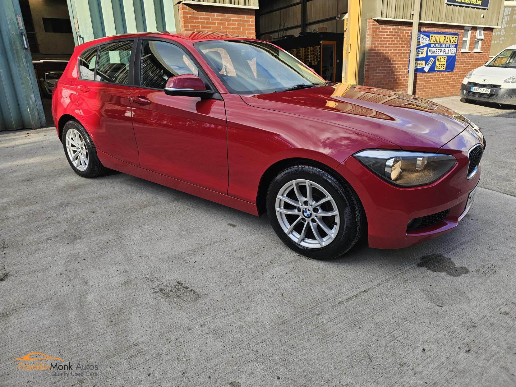 BMW 1 Series 2.0 116d SE Hatchback 5dr Diesel Manual Euro 5 (s/s) (116 ps)