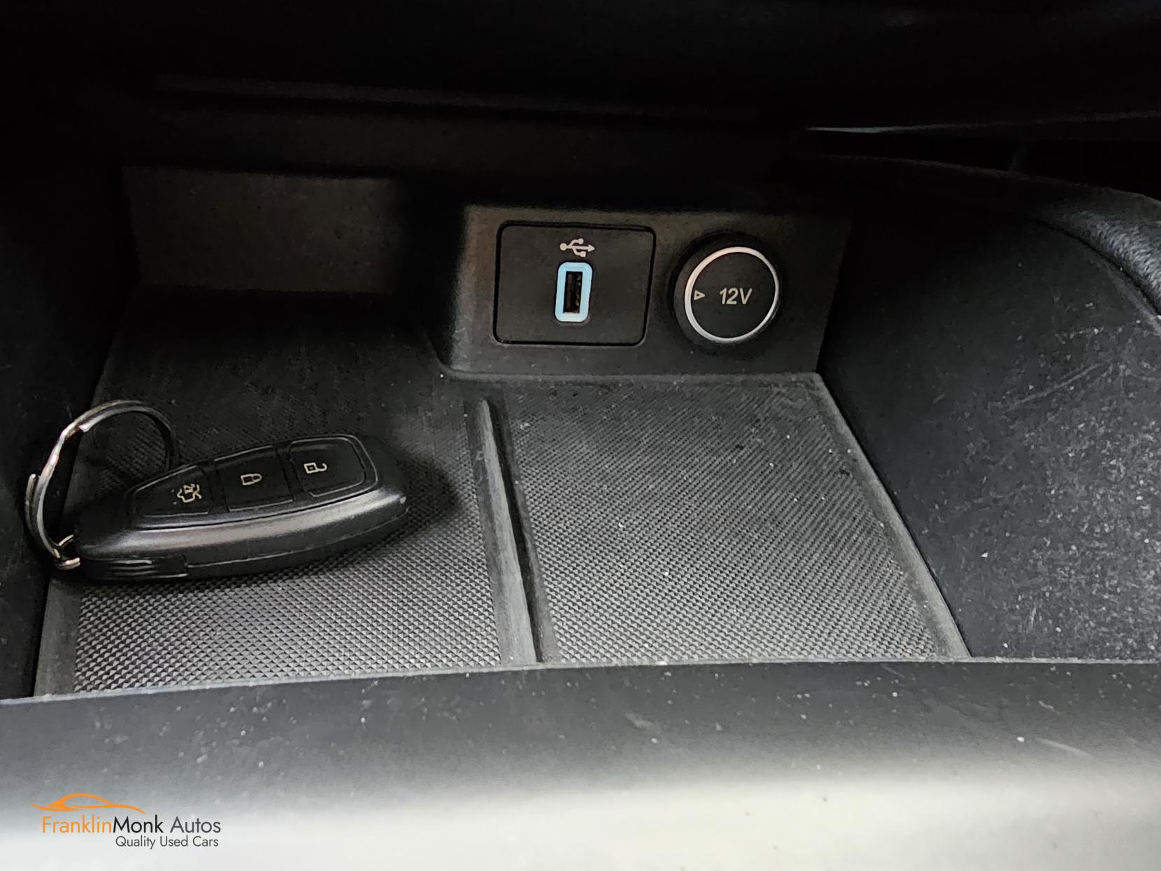 Ford Focus 1.5 EcoBlue Titanium Hatchback 5dr Diesel Manual Euro 6 (s/s) (120 ps)