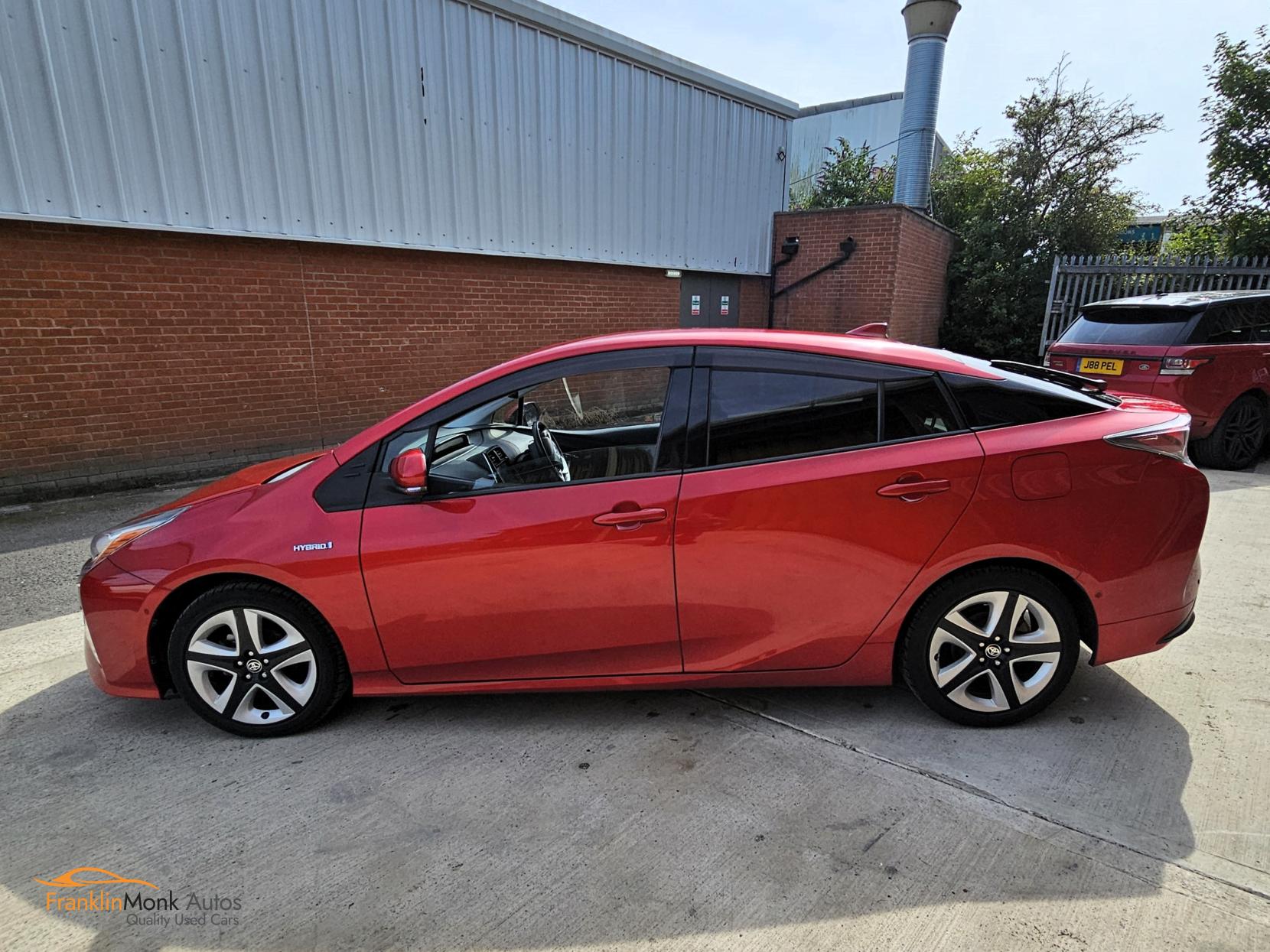 Toyota Prius 1.8 VVT-h Business Edition Plus Hatchback 5dr Petrol Hybrid CVT Euro 6 (s/s) (15in Alloy) (122 ps)