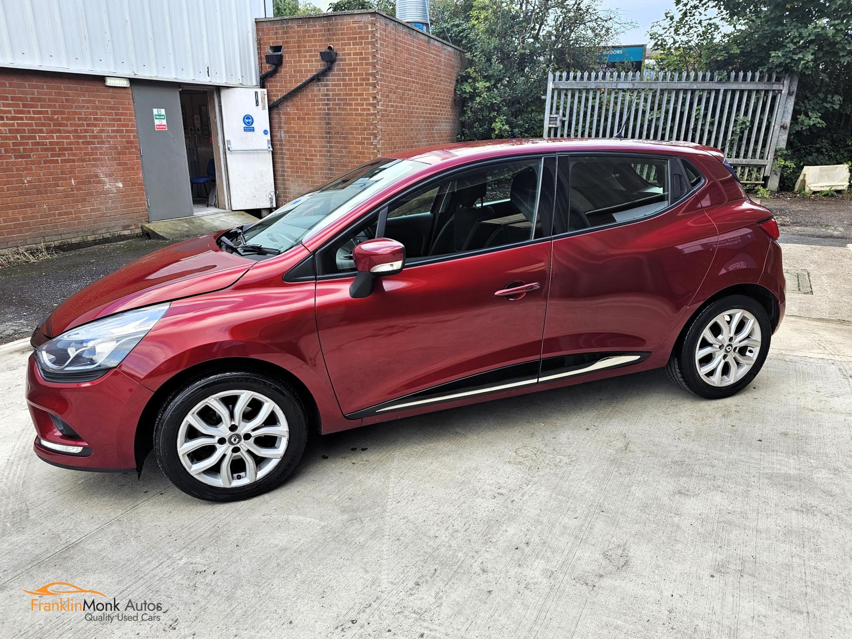 Renault Clio 0.9 TCe ECO Dynamique Nav Hatchback 5dr Petrol Manual Euro 6 (s/s) (90 ps)