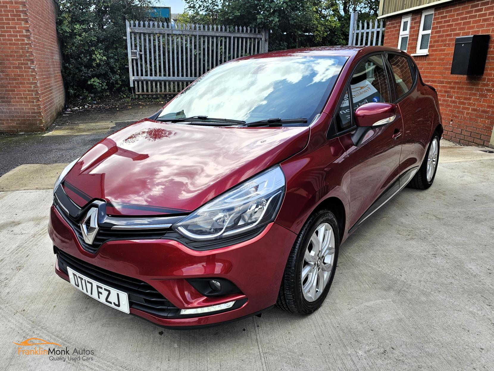 Renault Clio 0.9 TCe ECO Dynamique Nav Hatchback 5dr Petrol Manual Euro 6 (s/s) (90 ps)