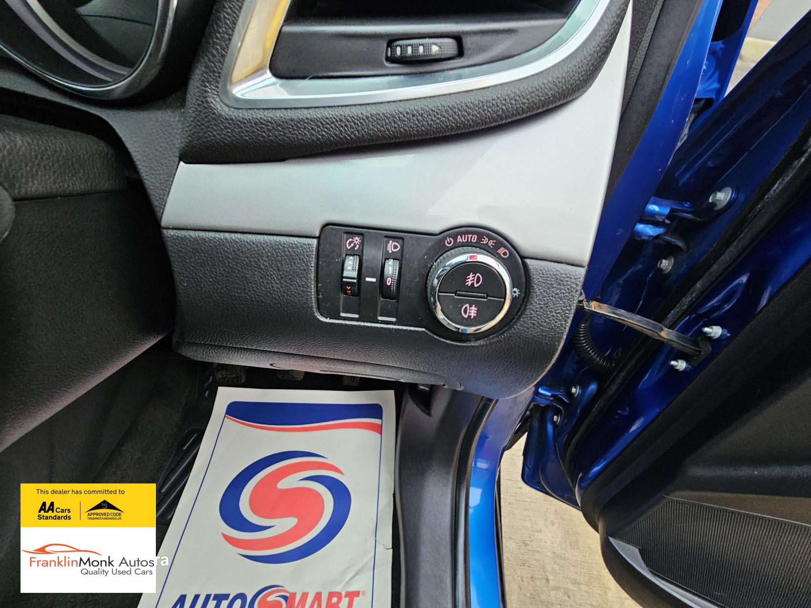 Vauxhall Mokka 1.4i Turbo Tech Line SUV 5dr Petrol Manual 2WD Euro 6 (s/s) (140 ps)