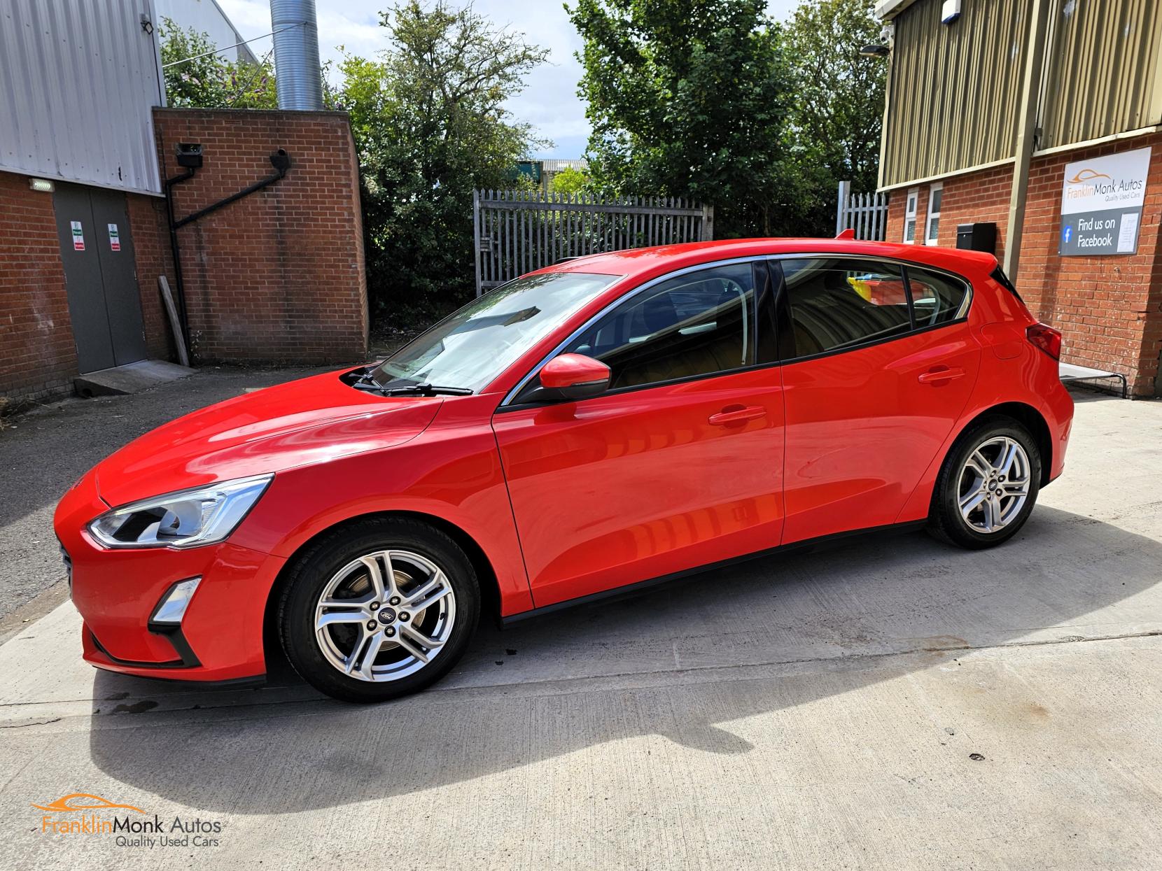 Ford Focus 1.5 EcoBlue Zetec Hatchback 5dr Diesel Manual Euro 6 (s/s) (120 ps)